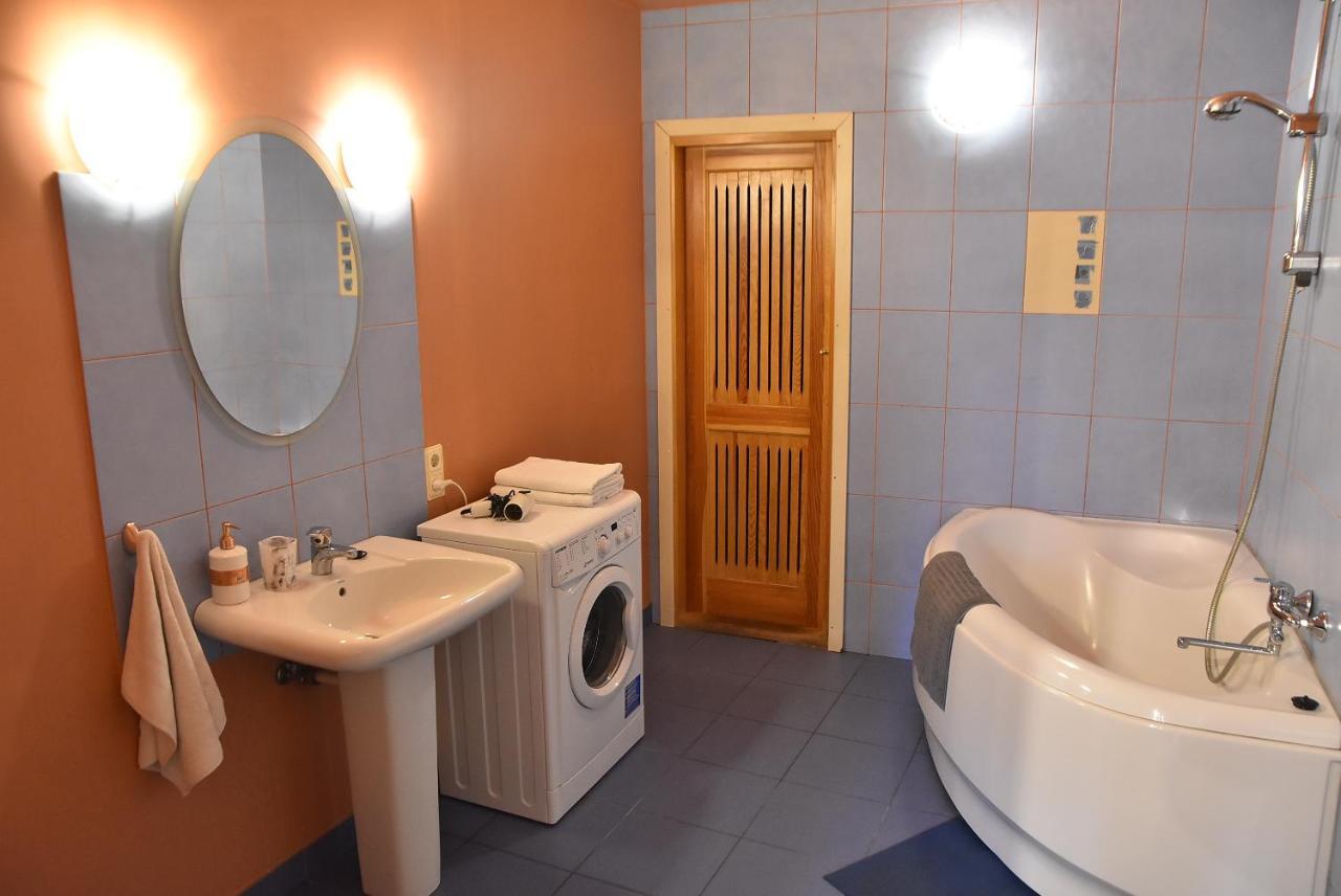 Uliha Apartamenti Liepāja Kültér fotó
